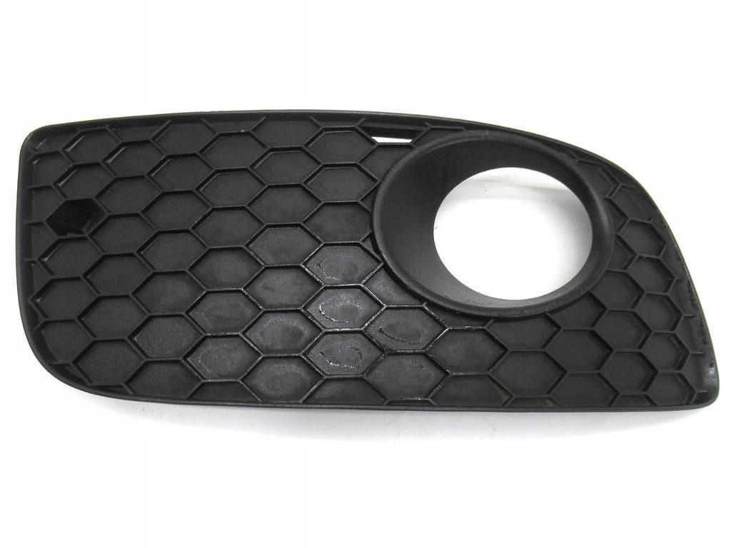 Решетка бампера AVTM Volkswagen Golf 5 GTI 03-08 правая с отв п/тум (закрытая) 7402 998