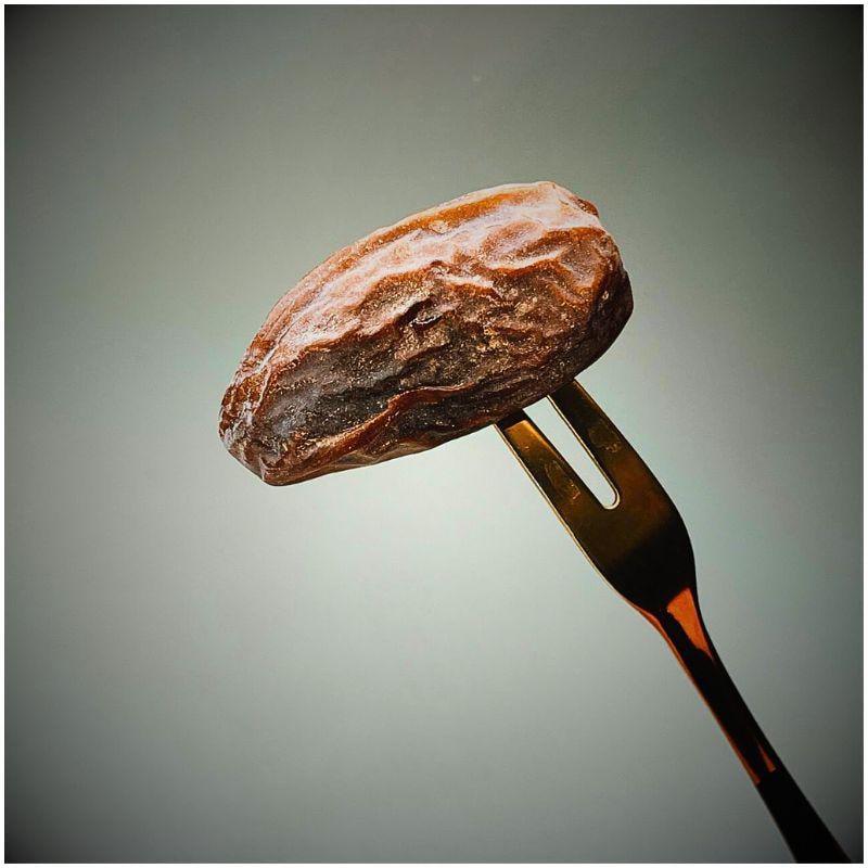 Фініки на гілочці натуральні Deglet Nour без цукру 500 г (DN-Fin-500) - фото 2 Фініки на гілочці натуральні Deglet Nour без цукру 500 г (DN-Fin-500) - фото 2