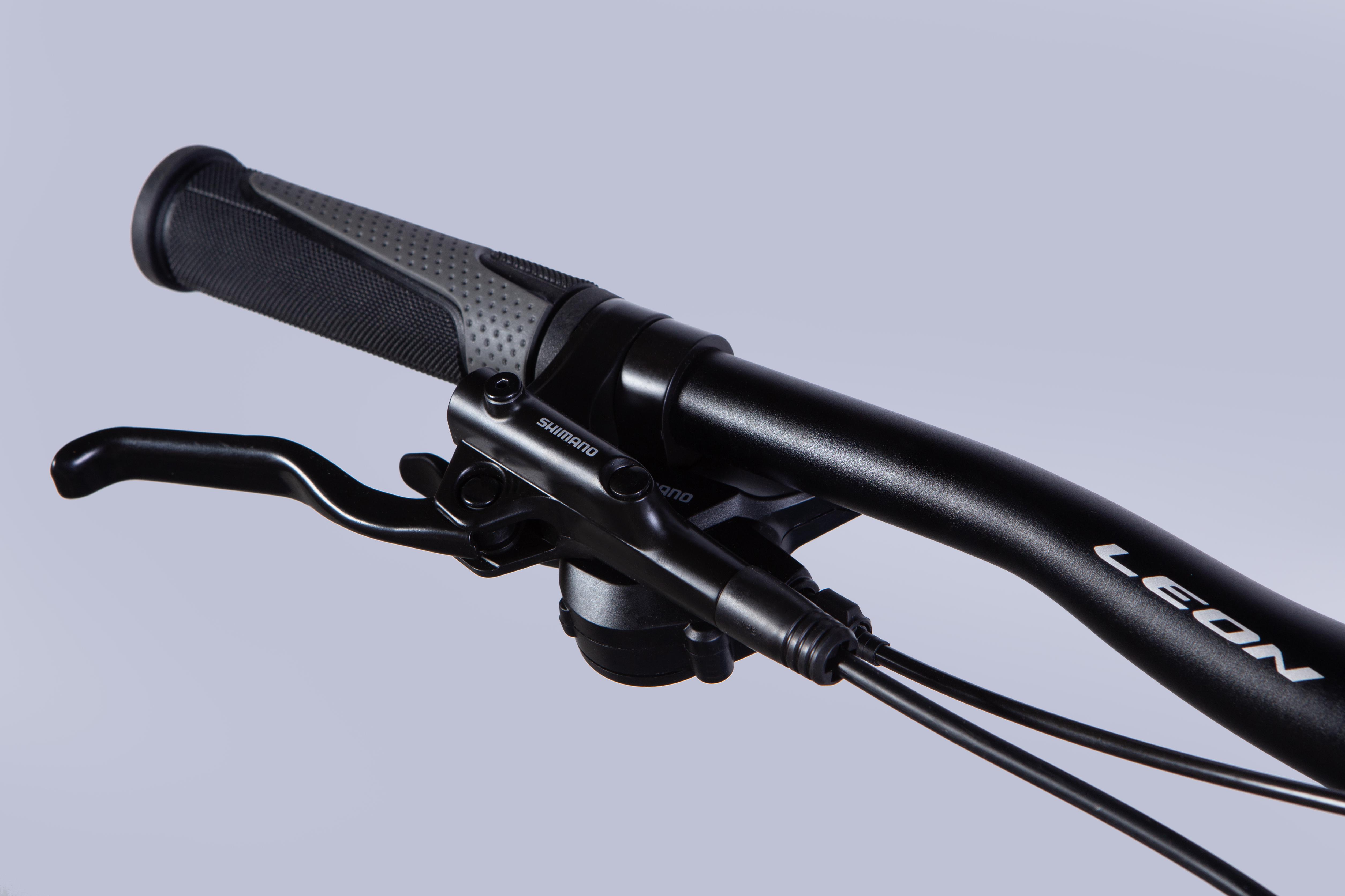 Велосипед Leon 2025 XC 100 HDD AL 27,5" рама 16" Синий с черным (OPS-LN-27,5-042) - фото 2 Велосипед Leon 2025 XC 100 HDD AL 27,5" рама 16" Синий с черным (OPS-LN-27,5-042) - фото 2