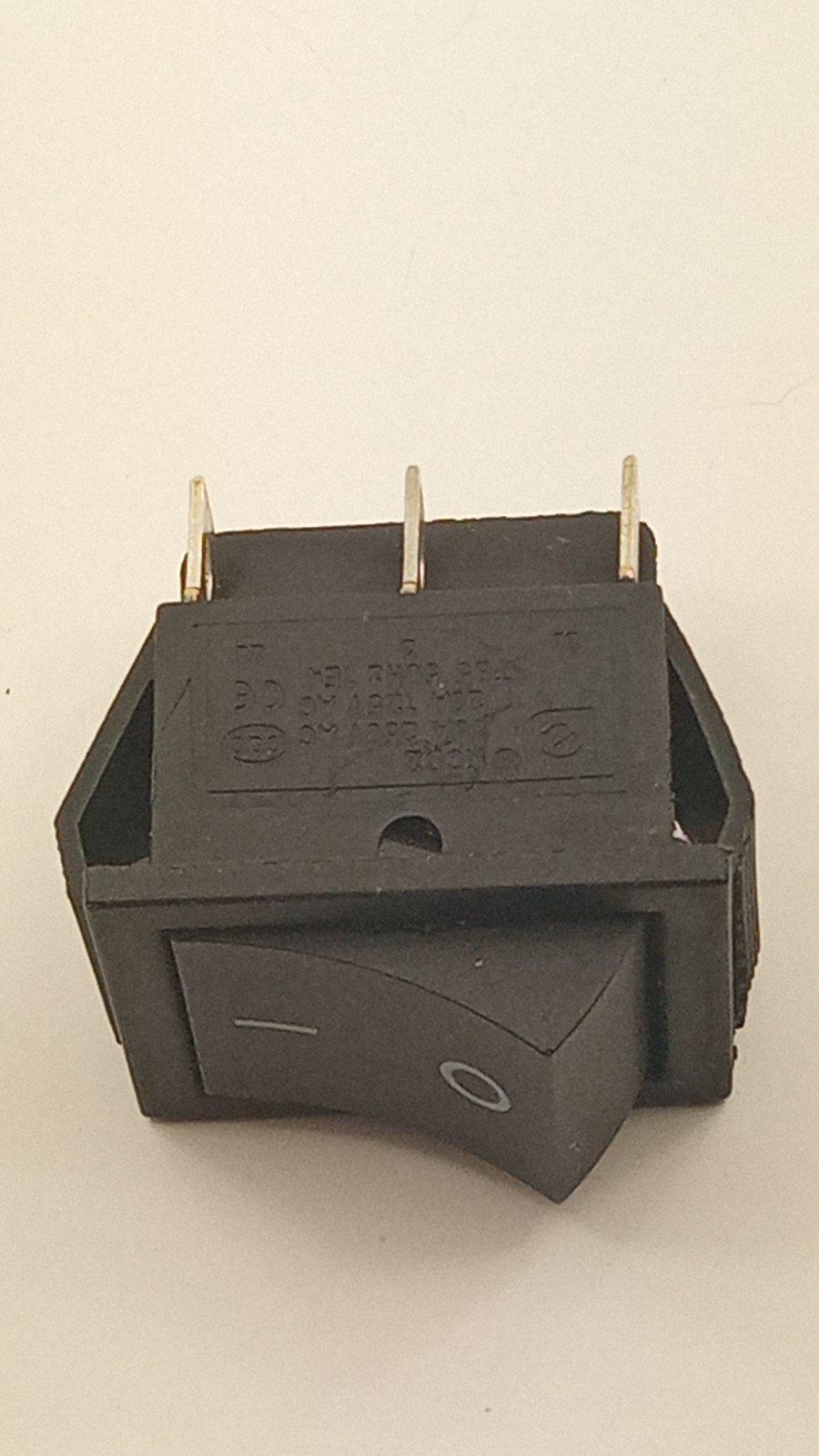 KCD2 202 ON ON 6pin 10A 250V 27725   152ceb0e F7f8 4b9f Bba1 1276b635f181 