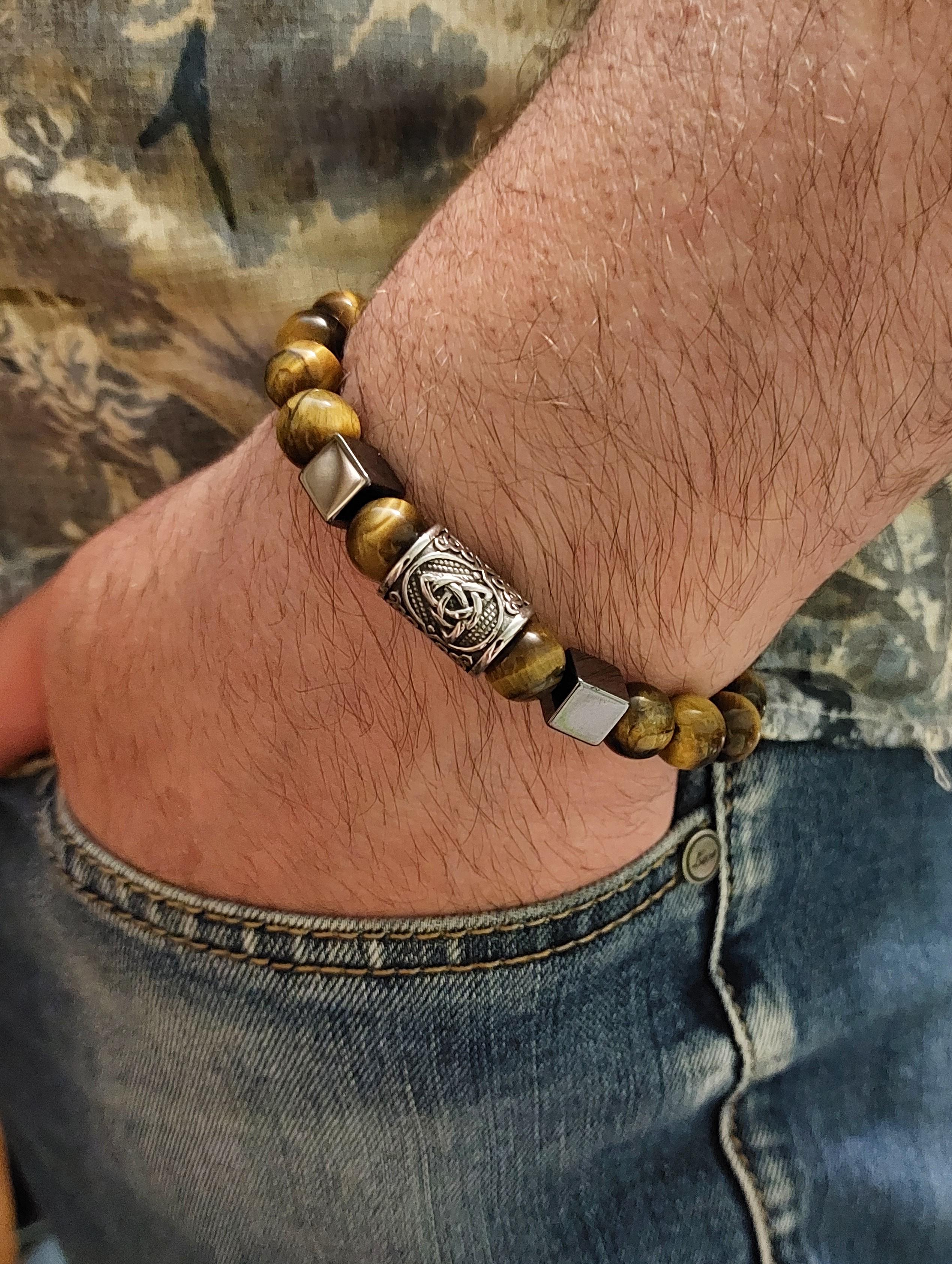 Браслет LITAURS натуральне каміння тигрове око d 10 мм і вставками гематит L 18-21 см (260304-1)