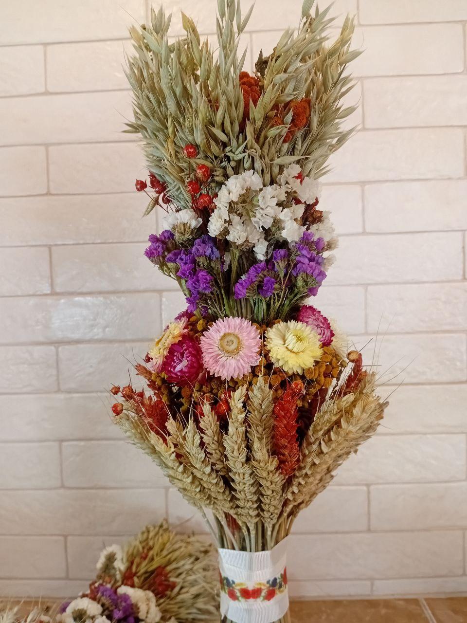 Дидух рождественский из колосья пшеницы/льна и овса на трех ножках 50-55 см с лентой вышиванкой Белый (2794446785) - фото 8 Дидух рождественский из колосья пшеницы/льна и овса на трех ножках 50-55 см с лентой вышиванкой Белый (2794446785) - фото 8