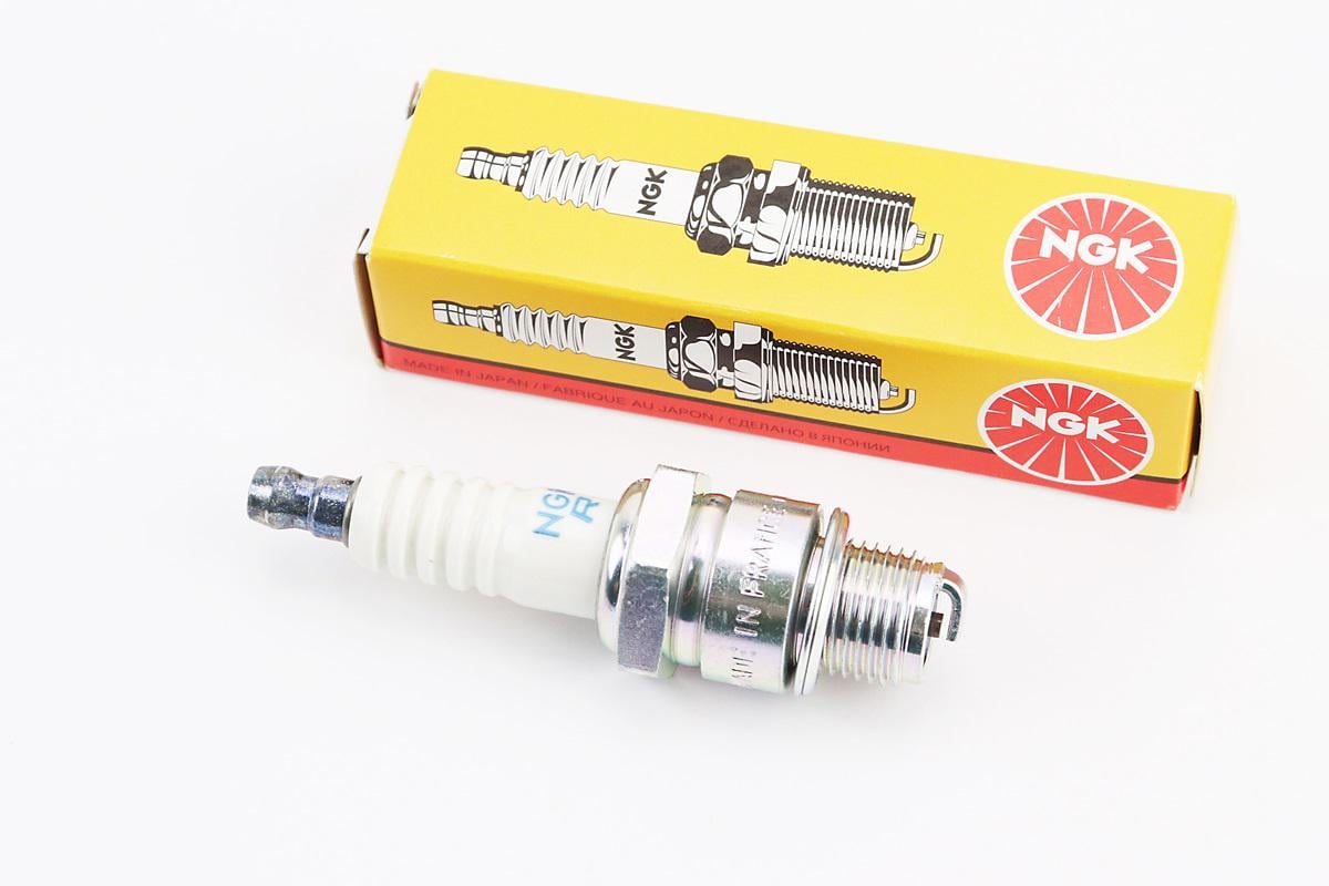 Свеча зажигания 2Т BR8HS M14-L12,7 (354599)