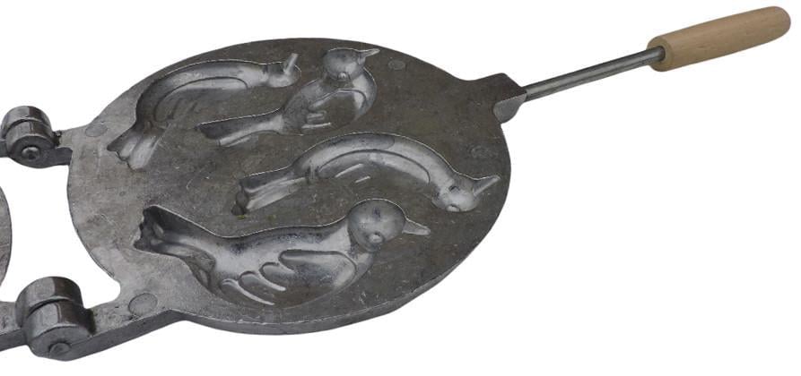 Форма для выпечки алюминиевая Печенье Птички с деревянной ручкой