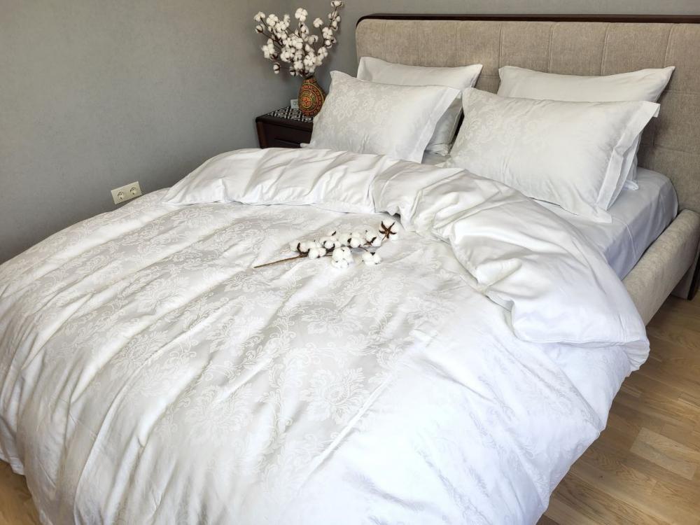 Комплект постельного белья Мир сатин жаккард Premium евро/наволочки 50х70/70х70 см Tiara White (6130) - фото 4