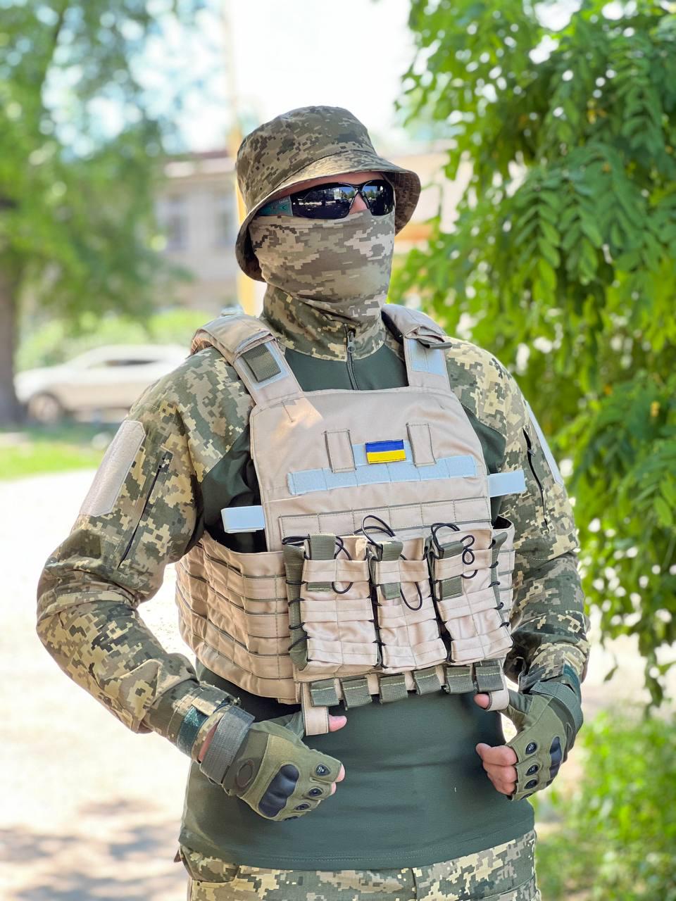 Плитоноска з трьома підсумками під магазини АК Пісочний (32697) - фото 3 Плитоноска з трьома підсумками під магазини АК Пісочний (32697) - фото 3