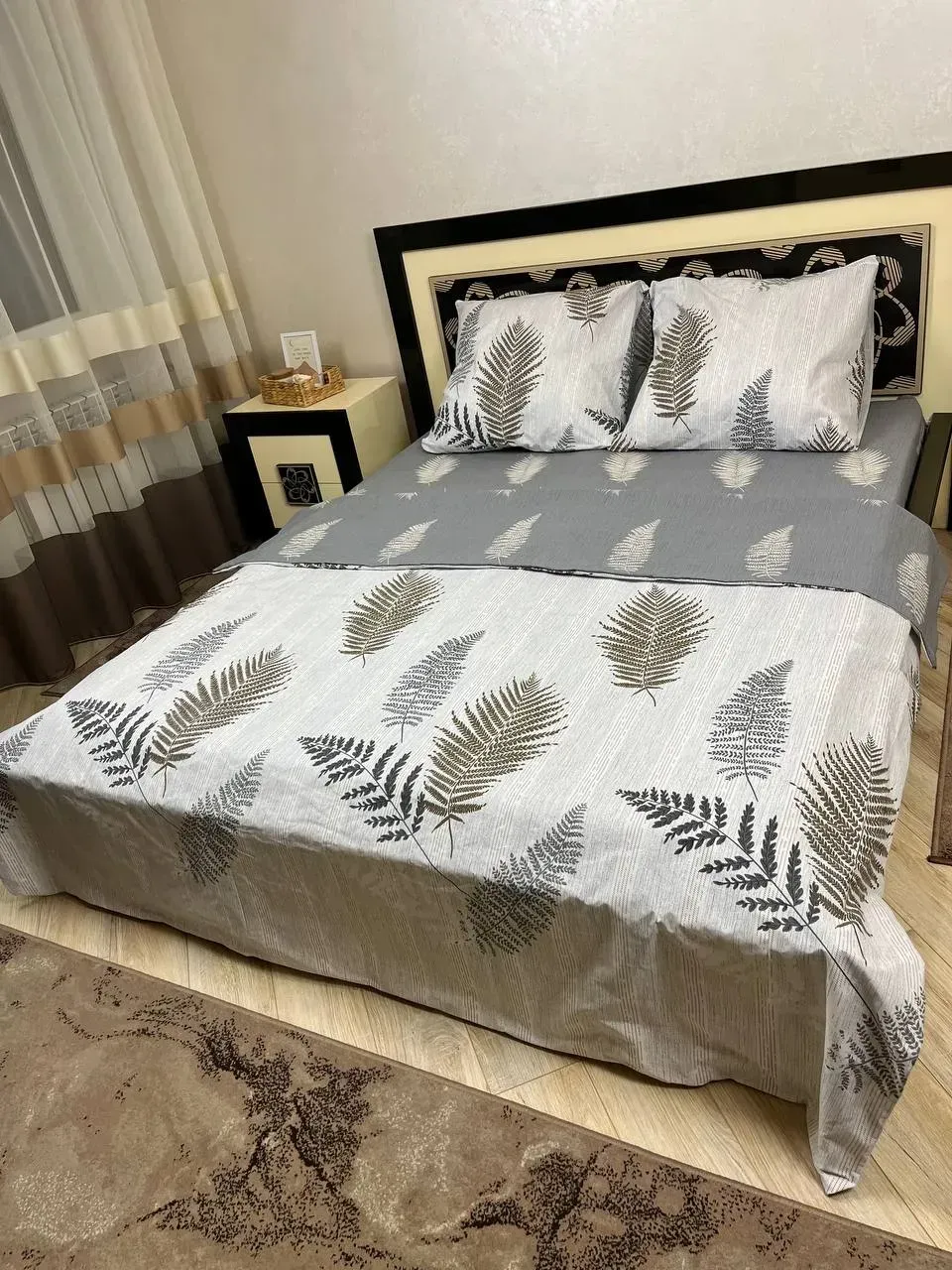 Комплект постельного белья евро Пелея простыня на резинке 160x200х20/70х70 см Серый (27986393) Комплект постельного белья евро Пелея простыня на резинке 160x200х20/70х70 см Серый (27986393)