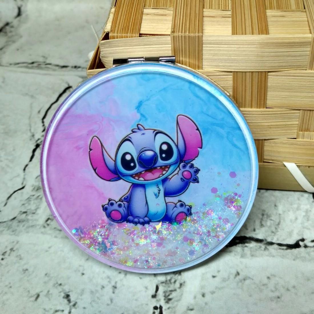 Зеркало карманное косметическое Стич жидкие блестки 7х7 см (А972)