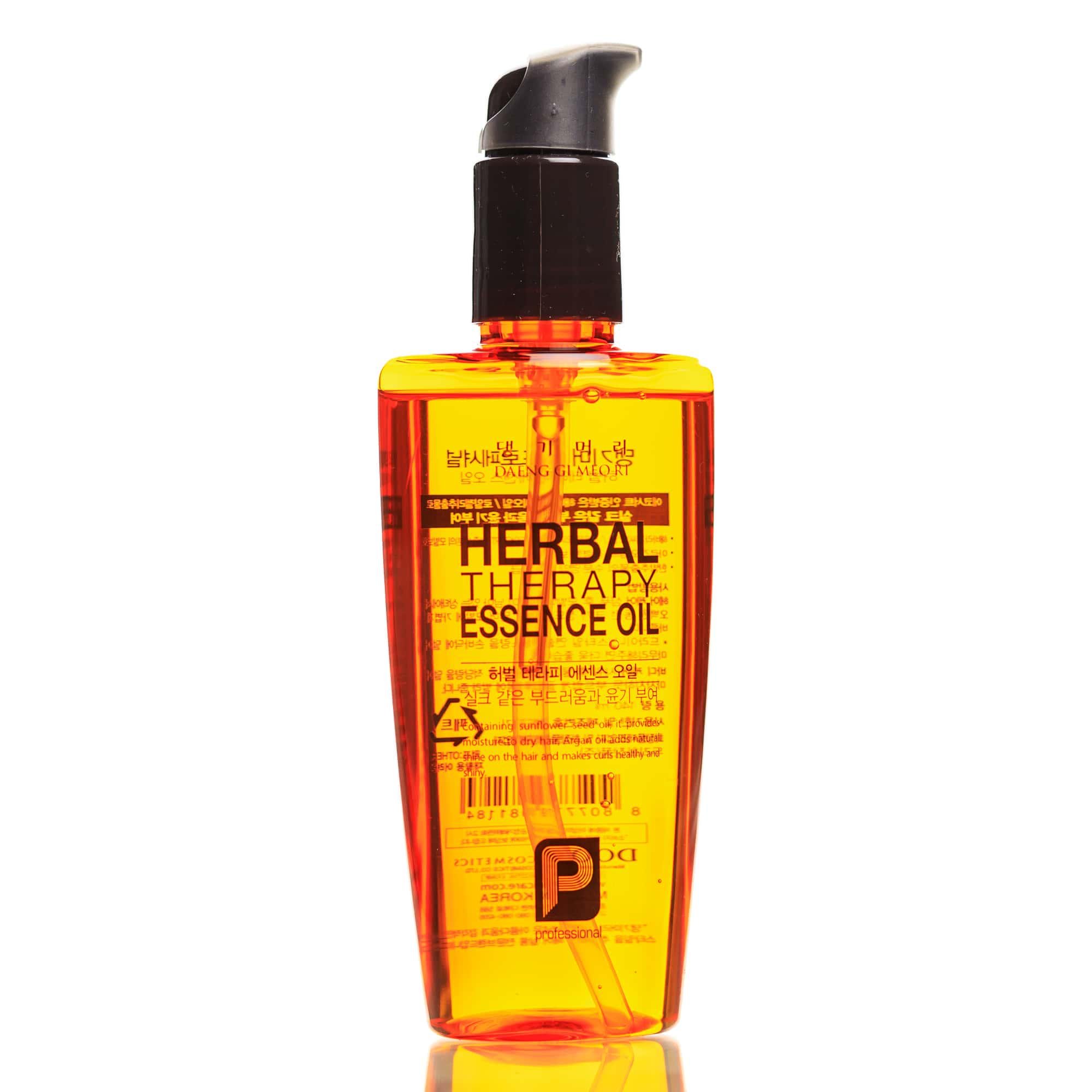 Восстанавливающее масло для волос с целебными травами Daeng Gi Meo Ri Herbal Therapy Essence Oil 140 мл