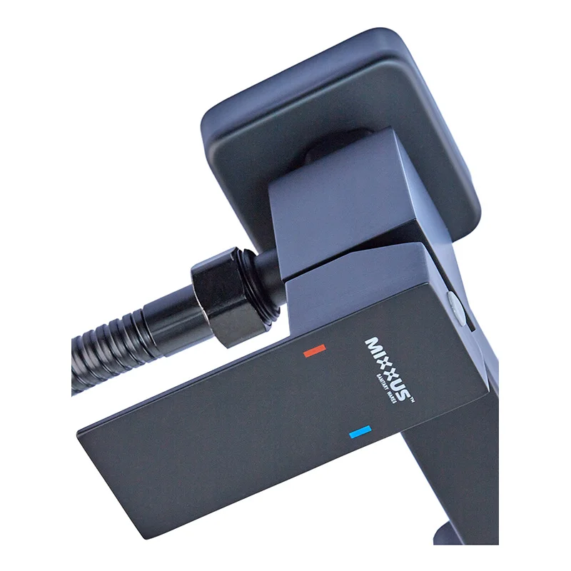 Змішувач MIXXUS KUB-222 з гігієнічним душем з нержавіючої сталі Чорний