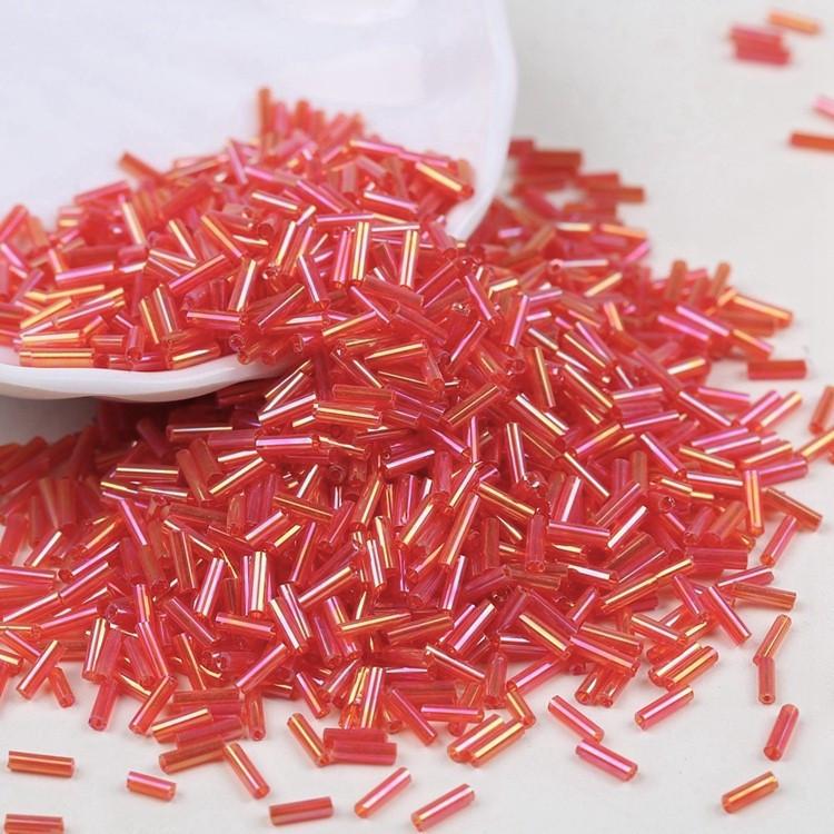 Бисер стеклярус блестящий 2х6 мм 50 г Красный радужный (БР0206с57)