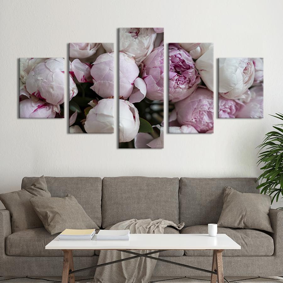 Картина на холсте Красивые белые пионы 187x94 см (912-52)