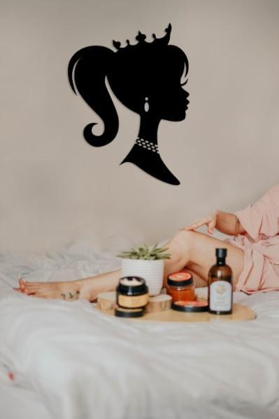 Панно деревянное Decart Beauty princess настенный декор в стиле минимализм на кухню гостиную и спальню 85х64 см