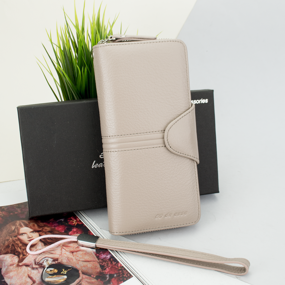 Кошелек женский кожаный De Esse LC14621-GD25 большой з ремешком Нюдовый