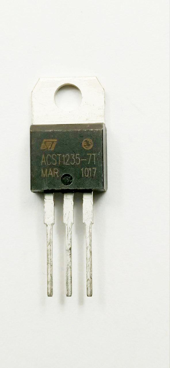 Симістор ACST1235-7T TO-220 (18963)