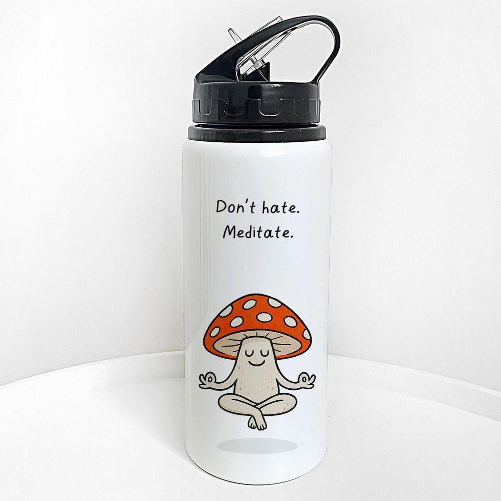 Бутылка для воды с трубочкой Presentville Don't hate. Meditate. 600 мл (PLV_25A016) Бутылка для воды с трубочкой Presentville Don't hate. Meditate. 600 мл (PLV_25A016)