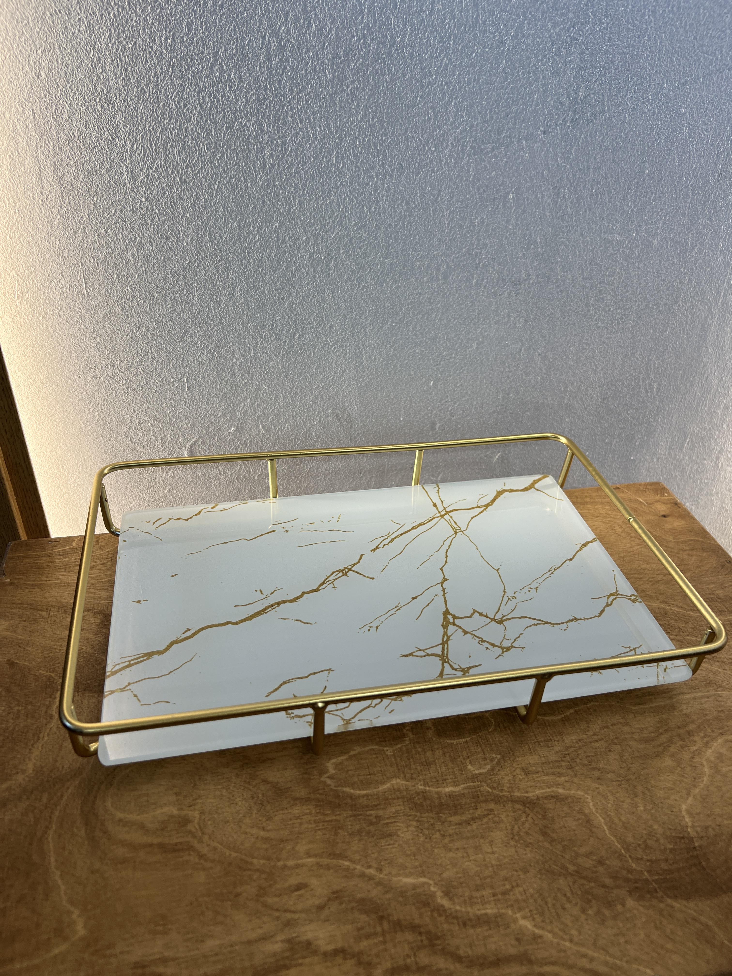 Підставка метал/скло 28х19х5 см Білий/Золотий Підставка метал/скло 28х19х5 см Білий/Золотий