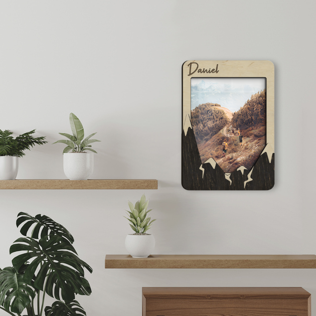 Фоторамка деревянная The Frame Depot Горные вершины под персонализацию Бежевый (mountain_8x10_vertical-3) - фото 2 Фоторамка деревянная The Frame Depot Горные вершины под персонализацию Бежевый (mountain_8x10_vertical-3) - фото 2