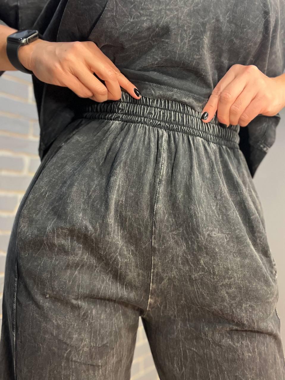 Костюм женский COAST MODA 4207 вареный с короткой футболкой и брюками M Черный (1649) - фото 8 Костюм женский COAST MODA 4207 вареный с короткой футболкой и брюками M Черный (1649) - фото 8