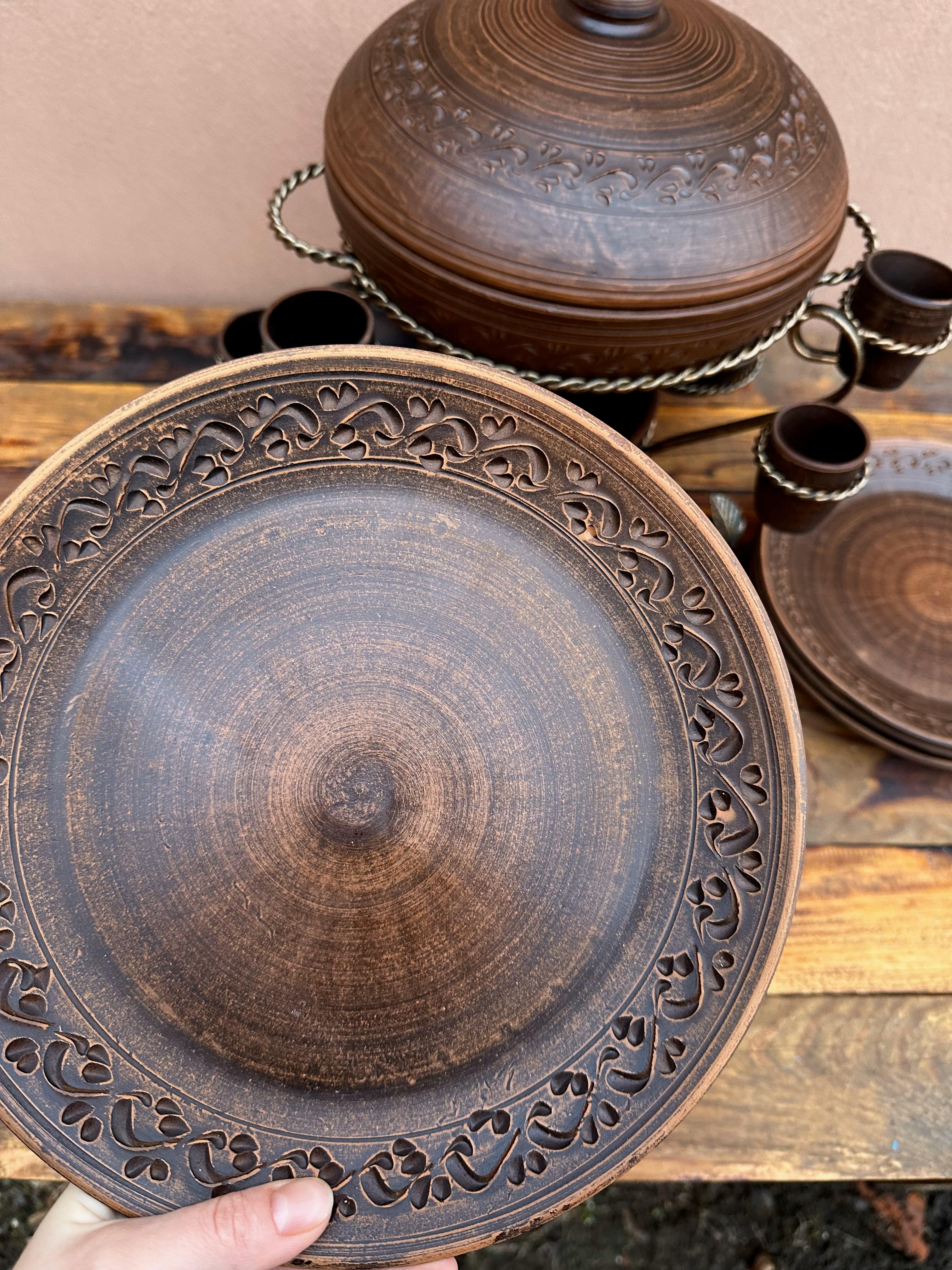 Тарілка із червоної глини (10-01) - фото 3 Тарілка із червоної глини (10-01) - фото 3