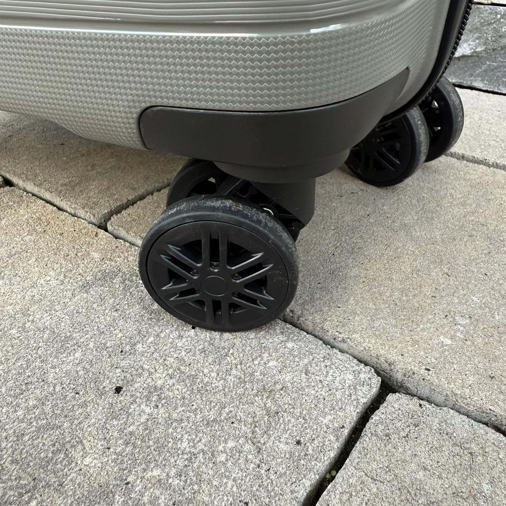 Валіза дорожня з поліпропілену Wings HWF03 S Сірий (30631273) - фото 7