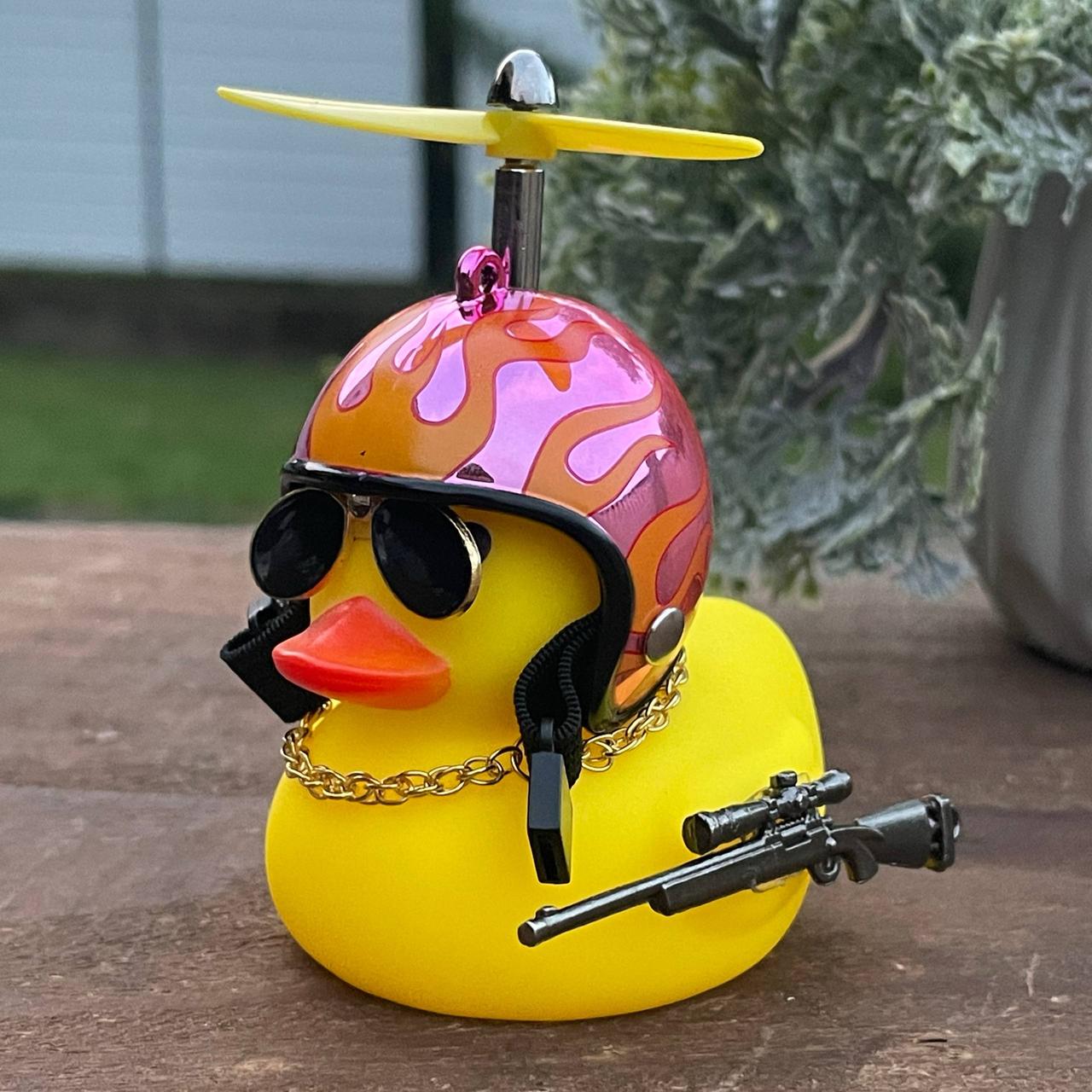 Утка в машину на торпеду в авто резиновая (DC041)