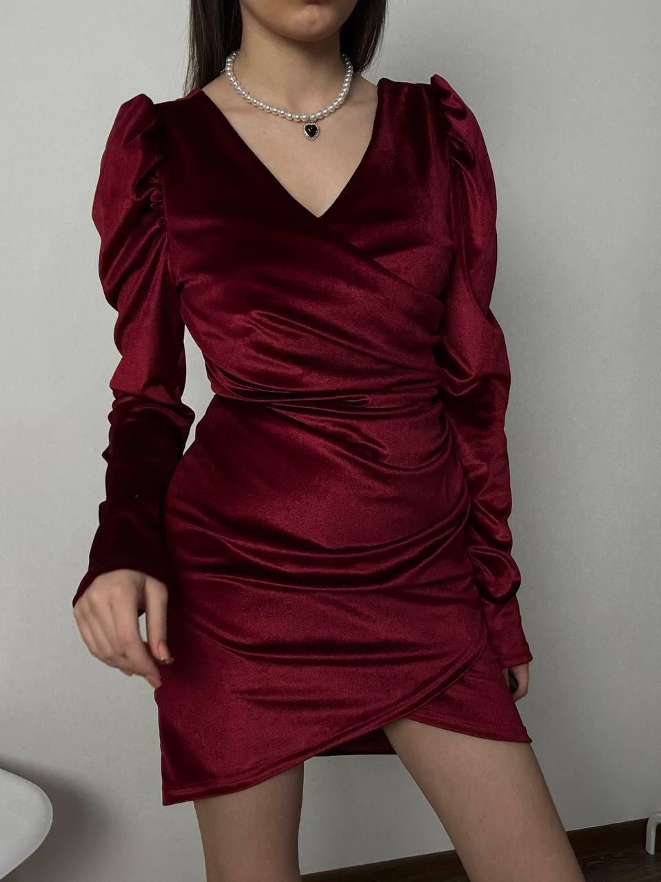 Платье женское бархатное р. 42-44 Красный (176.4)