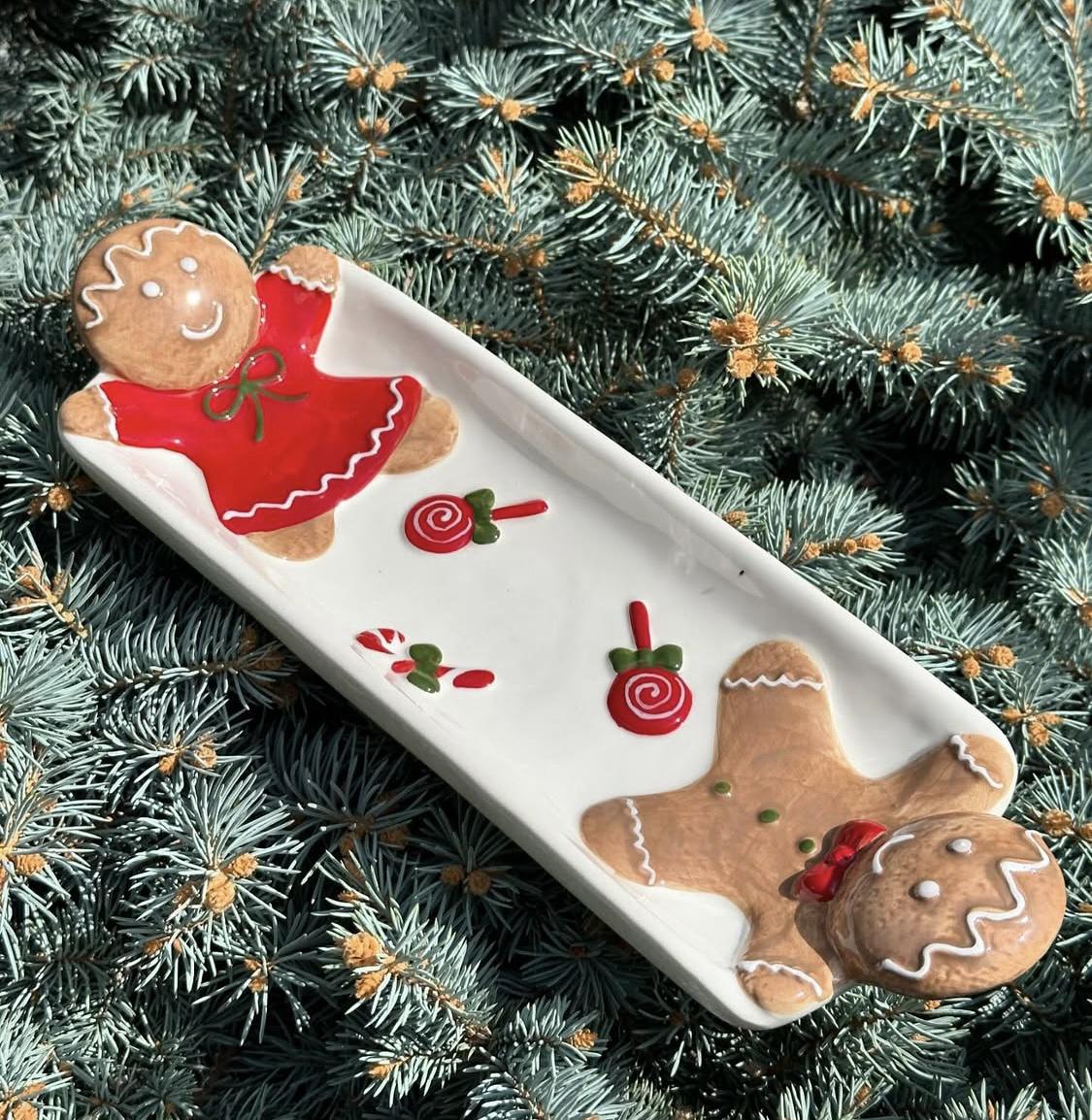 Блюда керамические Имбирные пряники 2 шт. 26х10 см (40169) - фото 2 Блюда керамические Имбирные пряники 2 шт. 26х10 см (40169) - фото 2