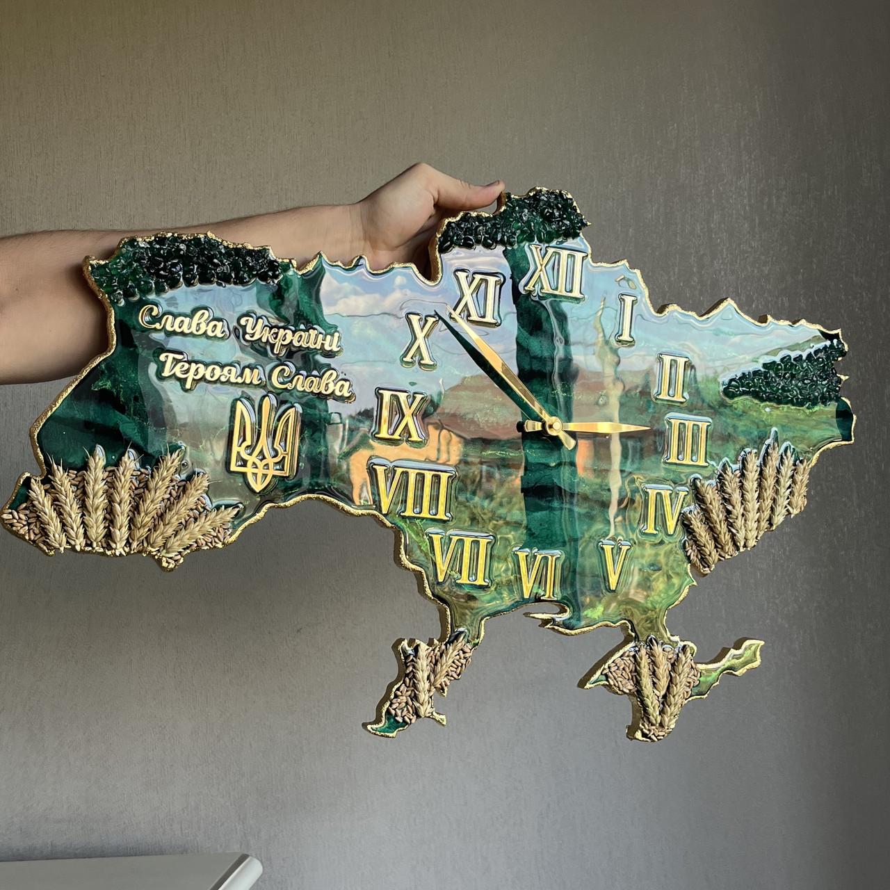Часы настенные из эпоксидной смолы Карта Украины 70х45 см