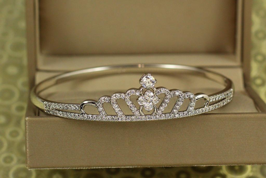 Браслет бенгл Xuping Jewelry Диадема 17-19 см Серебристый (31916616)