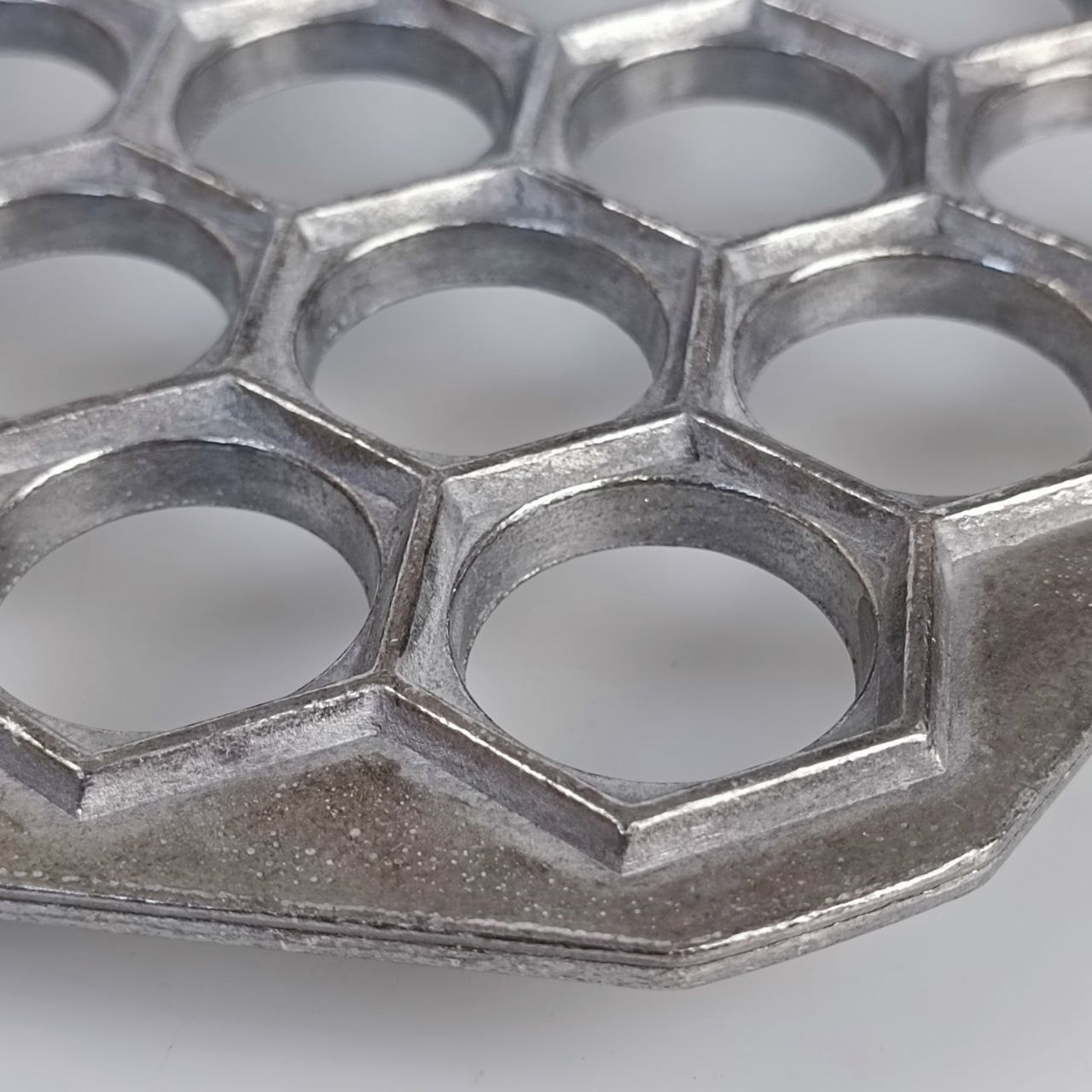 Форма для изготовления пельменей металлическая 25 см (44465) - фото 6 Форма для изготовления пельменей металлическая 25 см (44465) - фото 6