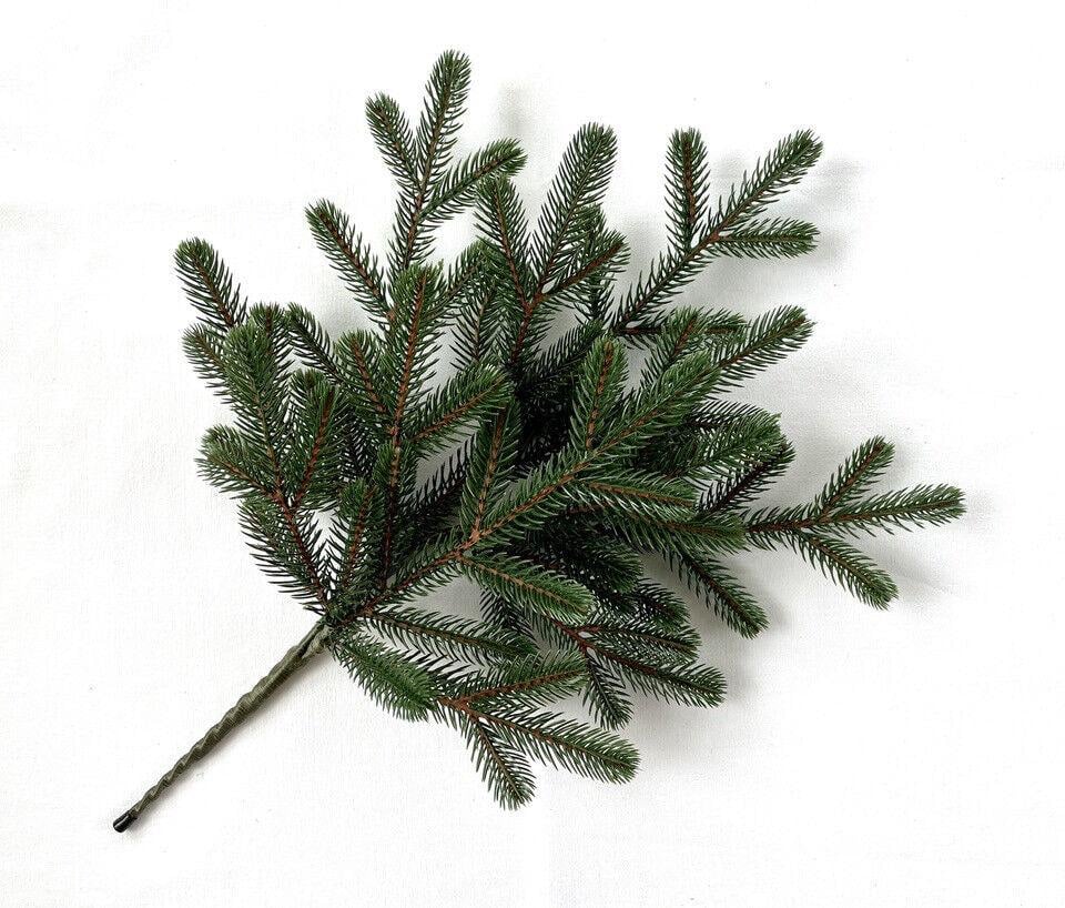 Декоративна гілка штучної хвої Traditional 60 см зелена