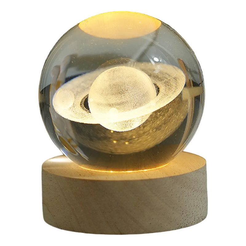 Ночник декоративный Сатурн 3D в хрустальном шаре со светодиодной подсветкой на деревянном каркасе (25880206)