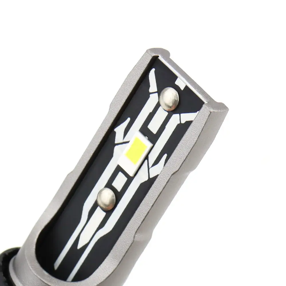 Автомобільні лампи світлодіодні CYCLONE Led H7 6000K type 32 (102-578) - фото 4 Автомобільні лампи світлодіодні CYCLONE Led H7 6000K type 32 (102-578) - фото 4