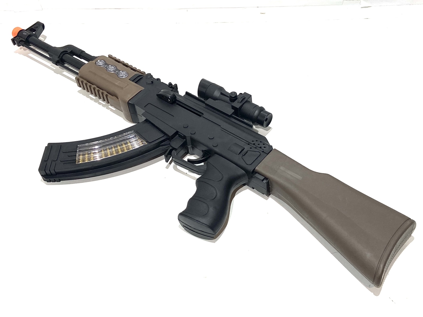 Автомат Lefan Toys на батарейках звуковой 61 см Черный/Коричневый (720B) Автомат Lefan Toys на батарейках звуковой 61 см Черный/Коричневый (720B)