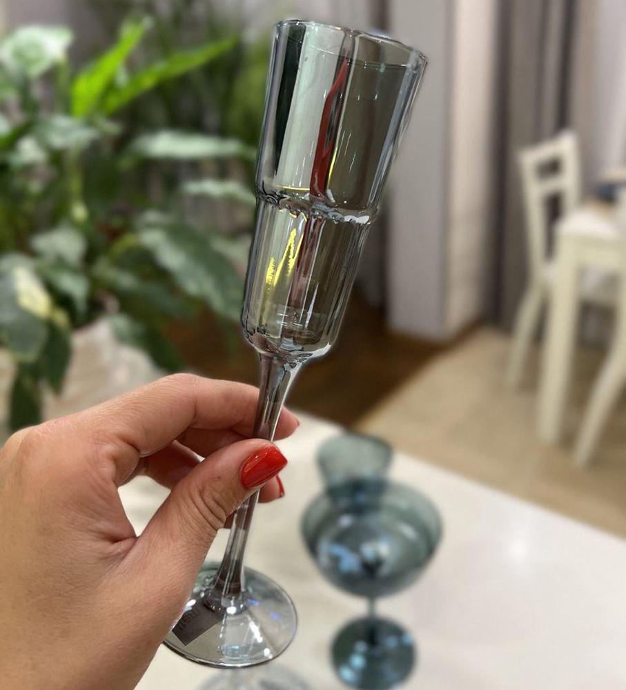 Келих Грінвіль для шампанського 100 мл Бірюзовий (21-432048-2) - фото 4 Келих Грінвіль для шампанського 100 мл Бірюзовий (21-432048-2) - фото 4
