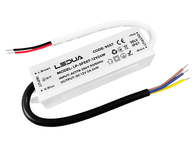 Блок питания LEDUA 12V 24W IP67 (LP-SFE67-12V24W) Блок питания LEDUA 12V 24W IP67 (LP-SFE67-12V24W)