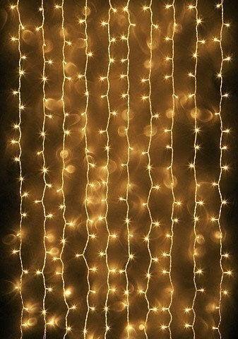 Светодиодная гирлянда Штора 3x1,5 м 240 LED с переходником Золото