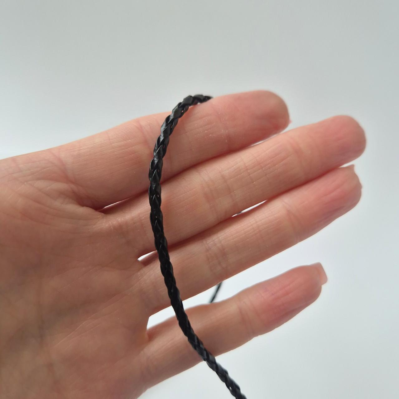 Шнурок на шию плетена шкіра срібло 925 проби 1,14 г 3 мм 65 см Чорний (6010/3пл) - фото 2 Шнурок на шию плетена шкіра срібло 925 проби 1,14 г 3 мм 65 см Чорний (6010/3пл) - фото 2