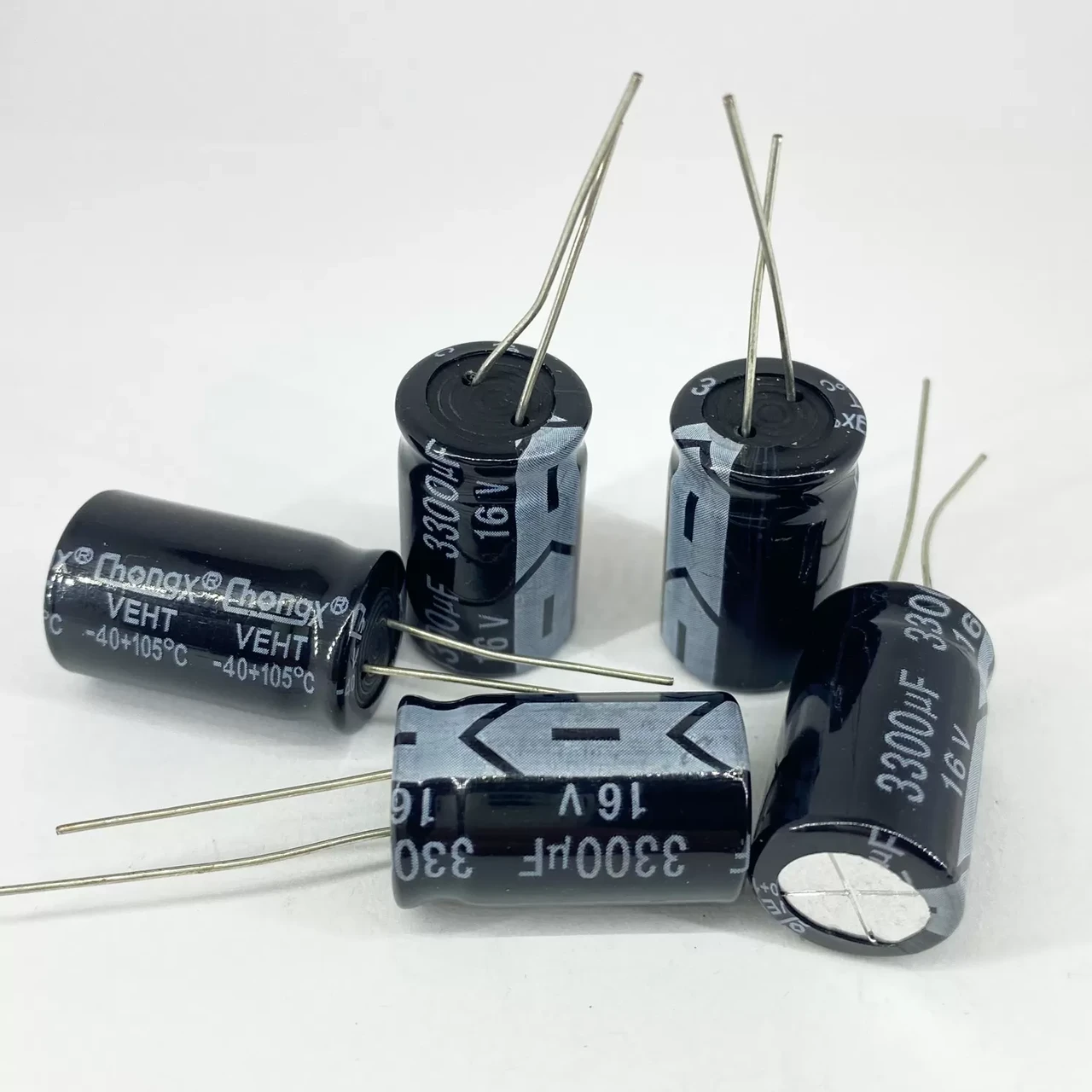 Конденсаторы электролитические ChongX 3300 мкф 16V 13x21 мм 105 °C (1965565200)