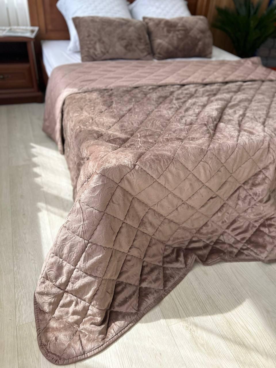 Покривало стьобане 220х240 см Темно-бежевий (Д-Мpled+poduska005-04) - фото 5 Покривало стьобане 220х240 см Темно-бежевий (Д-Мpled+poduska005-04) - фото 5