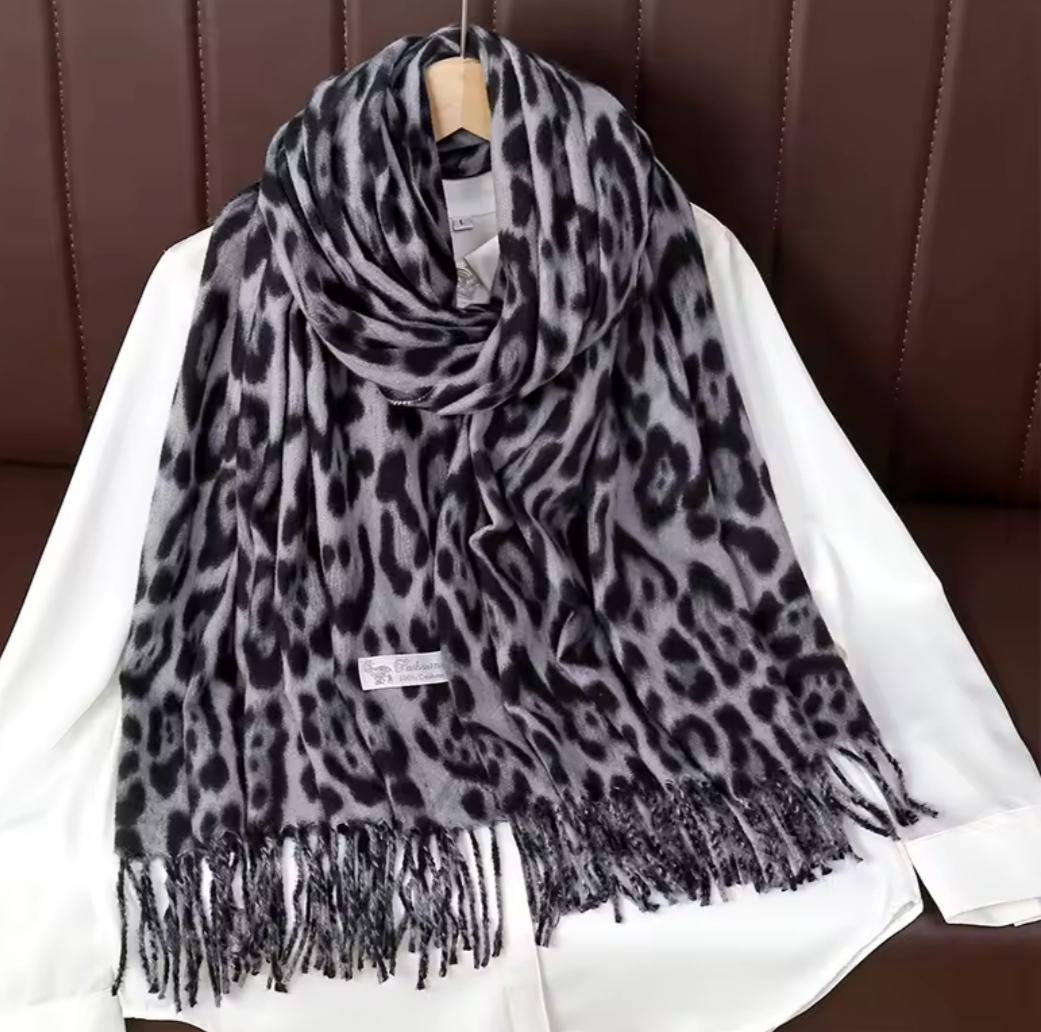 Шарф жіночий кашеміровий з леопардовим принтом Сірий (00081)