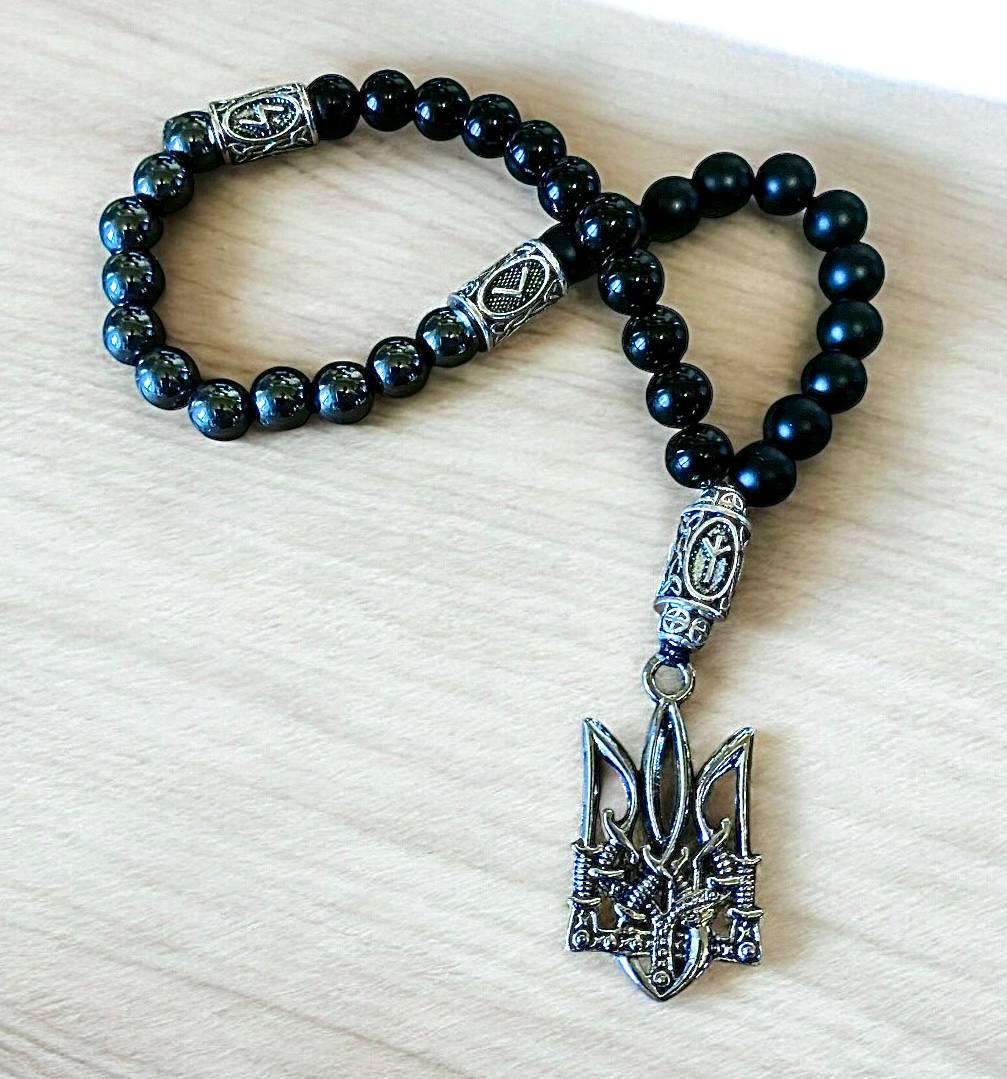 Четки оберег LITAURS из натуральных камней Черный турмалин/оникс/гематит с металлическими вставками рунами и подвеской тризуб герб Украины (251115) Четки оберег LITAURS из натуральных камней Черный турмалин/оникс/гематит с металлическими вставками рунами и подвеской тризуб герб Украины (251115)