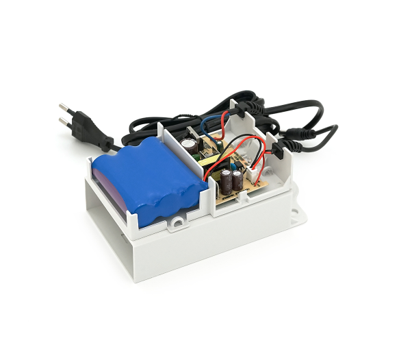 Источник бесперебойного питания VOLTRONIC Mini Outer UPS1202 12V 2A АКБ 0,6 Ah White (UPS1202) - фото 3