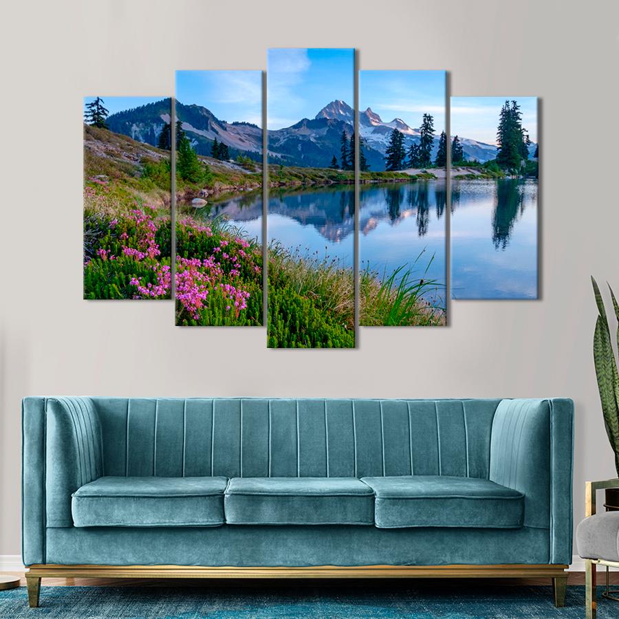 Картина природа Цветы на горном пейзаже 137x85 см (A1109-5)