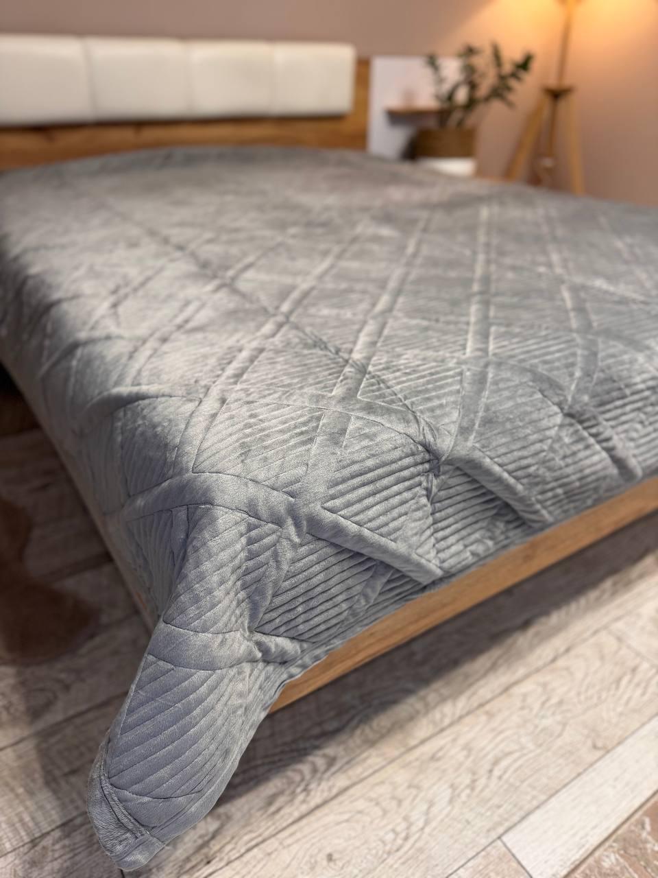 Покрывало для спальни велюровое 210х230 см Графитовый (П4К-velur-pled-001-01)