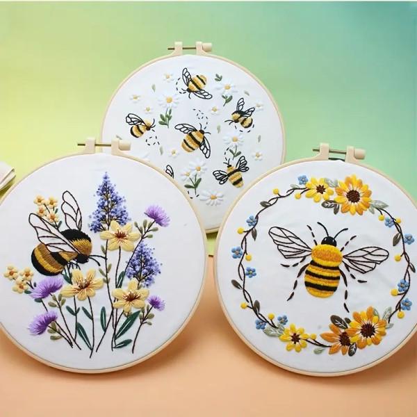Набор для вышивания с тканью и схемой/пяльце/нитками/иглами/комплект 3 шт./Пчелы