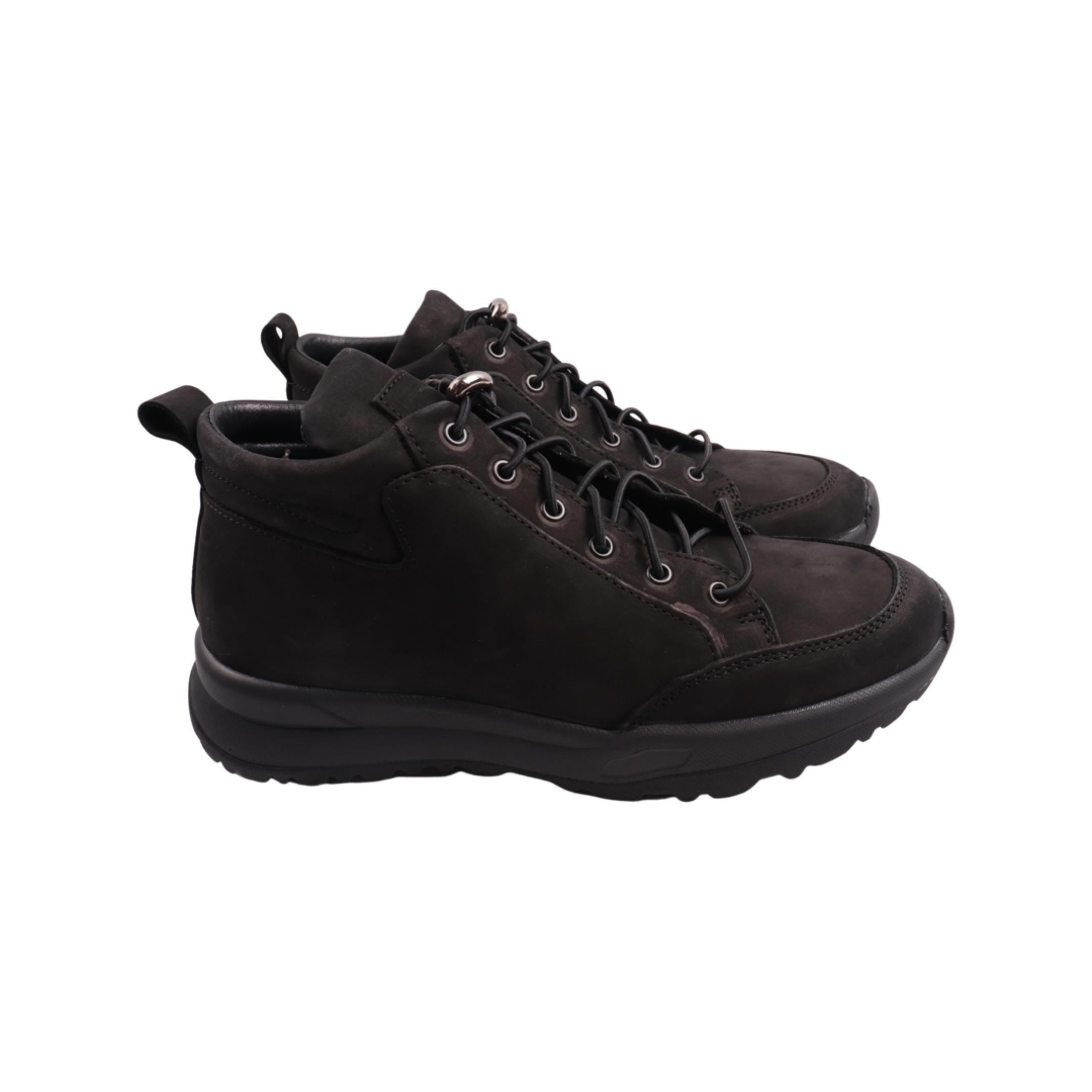 Ботинки мужские Vadrus из нубука р. 42 Черный (446-23ZHS)