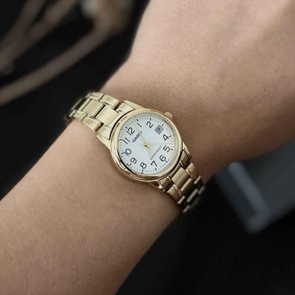 Наручний годинник жіночий Casio LTP-V002G-7B2 - фото 2 Наручний годинник жіночий Casio LTP-V002G-7B2 - фото 2