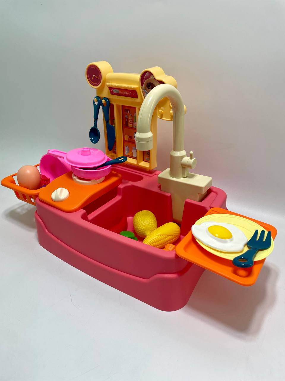 Мойка автоматическая подача воды/полочка/столовая утварь/муляжи пищи/плитка с трещоткой/наклейки/в коробке - фото 2 Мойка автоматическая подача воды/полочка/столовая утварь/муляжи пищи/плитка с трещоткой/наклейки/в коробке - фото 2